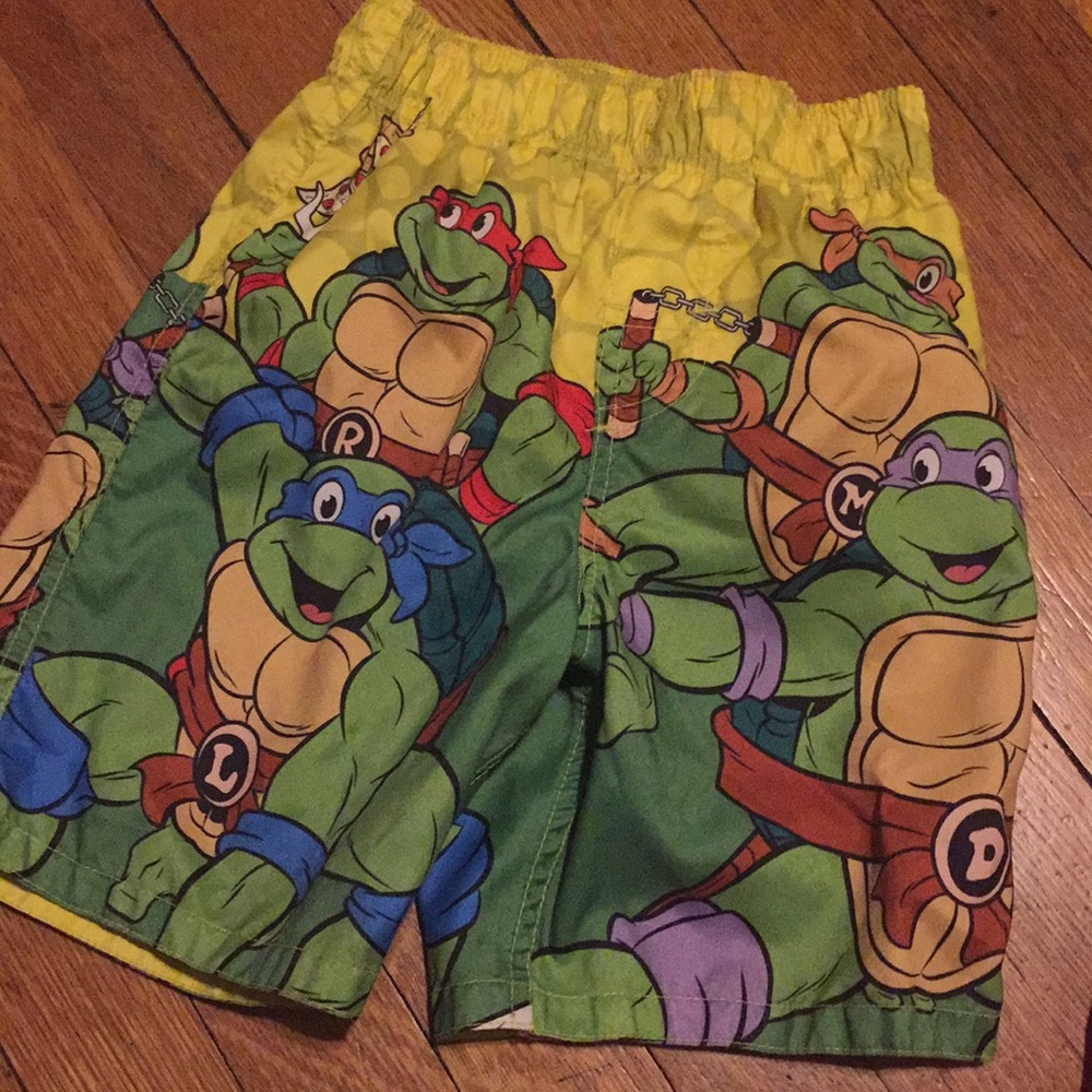 Kid’s bathing suit trunks! - Picture 2 of 5